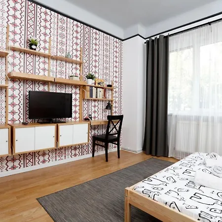 Traditional Modern 3 Bedroom Apartment In Center Bucarest Esterno foto